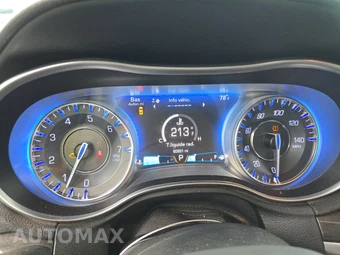 2018 Chrysler 300 Touring – miniatura 12