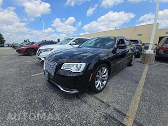 2018 Chrysler 300 Touring L
