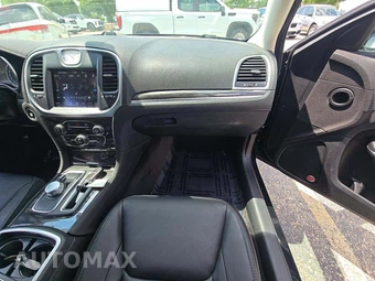2018 Chrysler 300 Touring L - miniatura 19
