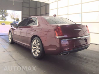 2018 Chrysler 300 Touring L – miniatura 6