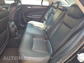 2018 Chrysler 300 Touring L – miniatura 13