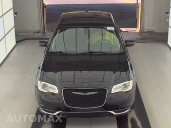 2018 Chrysler 300 Touring L – miniatura 2