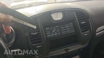 2018 Chrysler 300 Touring L – miniatura 30