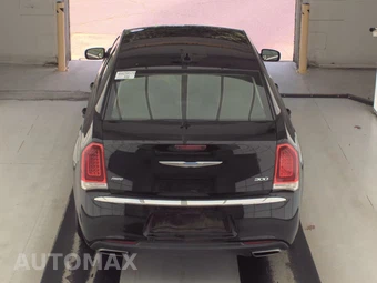 2018 Chrysler 300 Touring L – miniatura 5