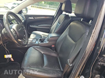 2018 Chrysler 300 Touring L – miniatura 7