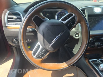 2018 Chrysler 300C - miniatura 10