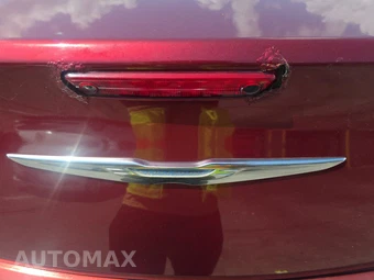 2018 Chrysler 300C - miniatura 16
