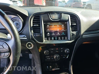 2018 Chrysler 300S – miniatura 11