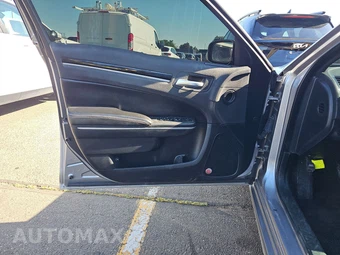 2018 Chrysler 300S – miniatura 9