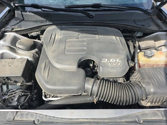 2018 Chrysler 300S – miniatura 15