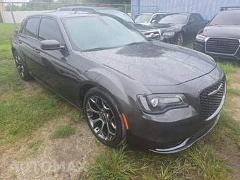 2018 Chrysler 300S - miniatura 4