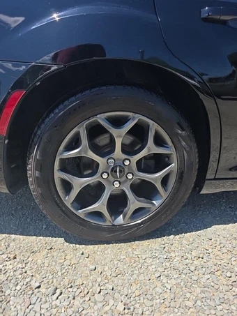 2018 Chrysler 300S – miniatura 10