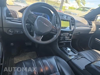 2018 Chrysler 300S – miniatura 14