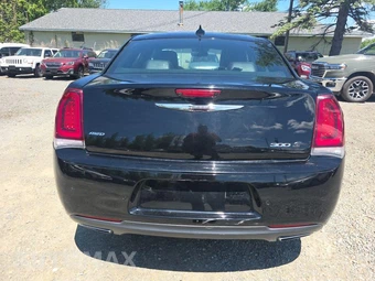 2018 Chrysler 300S – miniatura 5