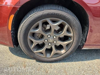 2018 Chrysler 300S – miniatura 8