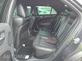 2018 Chrysler 300S – miniatura 13