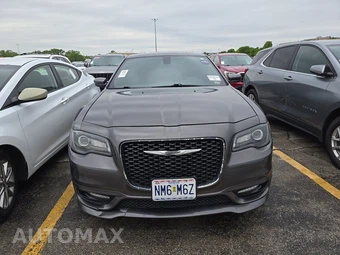 2018 Chrysler 300S – miniatura 2