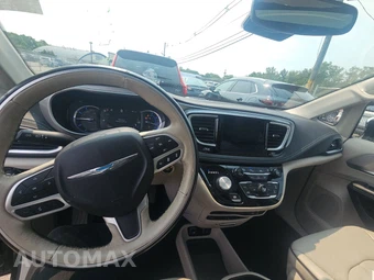 2018 Chrysler Pacifica Hybrid Limited 121.6" WB – miniatura 11