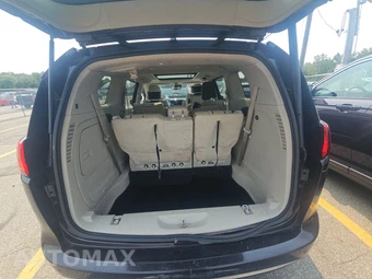 2018 Chrysler Pacifica Hybrid Limited 121.6" WB – miniatura 17