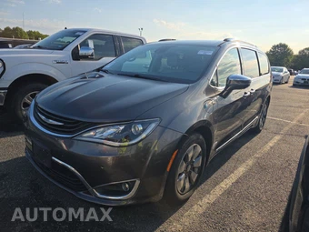 2018 Chrysler Pacifica Hybrid Limited 121.6" WB