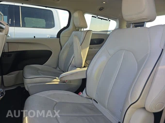 2018 Chrysler Pacifica Hybrid Limited 121.6" WB - miniatura 13