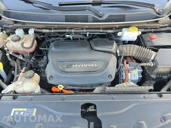 2018 Chrysler Pacifica Hybrid Limited 121.6" WB - miniatura 16