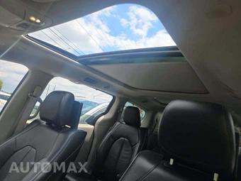 2018 Chrysler Pacifica Hybrid Limited 121.6" WB – miniatura 11