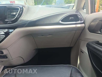 2018 Chrysler Pacifica Hybrid Limited 121.6" WB – miniatura 20