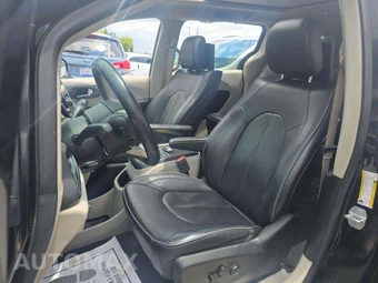 2018 Chrysler Pacifica Hybrid Limited 121.6" WB – miniatura 6