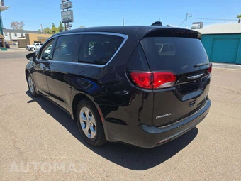 2018 Chrysler Pacifica Hybrid Touring Plus 121.6" WB - miniatura 2