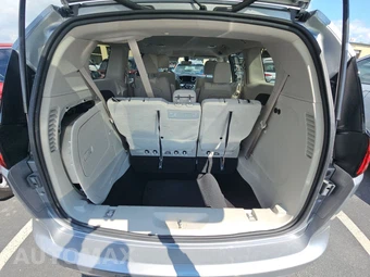2018 Chrysler Pacifica Hybrid Touring Plus 121.6" WB – miniatura 17