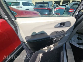 2018 Chrysler Pacifica Hybrid Touring Plus 121.6" WB – miniatura 9