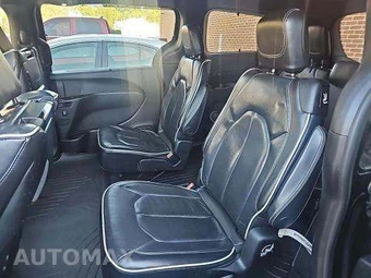 2018 Chrysler Pacifica Limited 121.6" WB – miniatura 13