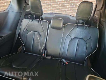 2018 Chrysler Pacifica Limited 121.6" WB – miniatura 14
