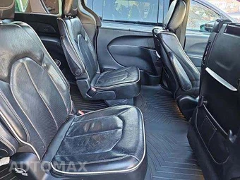 2018 Chrysler Pacifica Limited 121.6" WB – miniatura 17