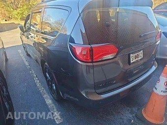 2018 Chrysler Pacifica Limited 121.6" WB – miniatura 2