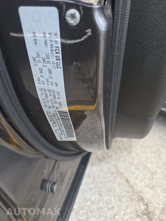 2018 Chrysler Pacifica Limited 121.6" WB – miniatura 15