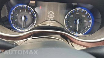 2018 Chrysler Pacifica Limited 121.6" WB – miniatura 21