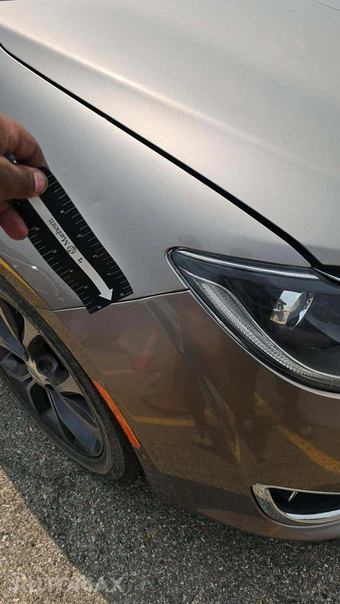 2018 Chrysler Pacifica Limited 121.6" WB – miniatura 26