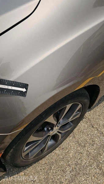 2018 Chrysler Pacifica Limited 121.6" WB – miniatura 34