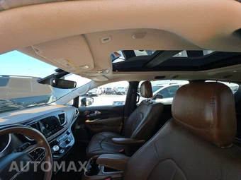 2018 Chrysler Pacifica Limited 121.6" WB – miniatura 15