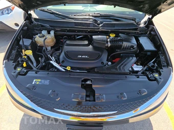2018 Chrysler Pacifica Limited 121.6" WB – miniatura 17