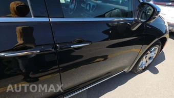 2018 Chrysler Pacifica Limited 121.6" WB – miniatura 31