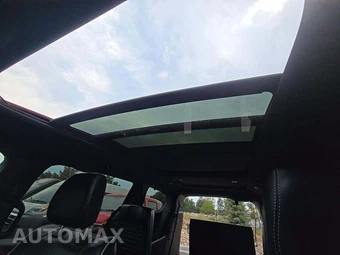 2018 Chrysler Pacifica Limited 121.6" WB - miniatura 11