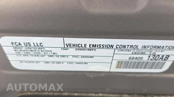 2018 Chrysler Pacifica Limited 121.6" WB – miniatura 19