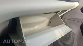 2018 Chrysler Pacifica Limited 121.6" WB – miniatura 25