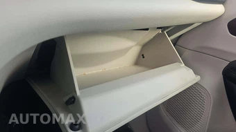 2018 Chrysler Pacifica Limited 121.6" WB – miniatura 36