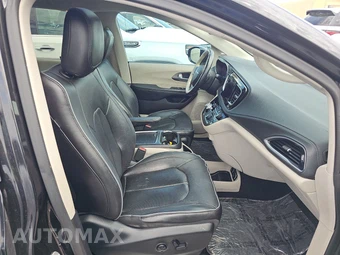 2018 Chrysler Pacifica Limited 121.6" WB – miniatura 14