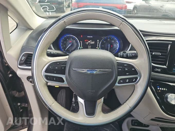 2018 Chrysler Pacifica Limited 121.6" WB – miniatura 16