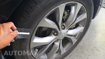 2018 Chrysler Pacifica Limited 121.6" WB – miniatura 39